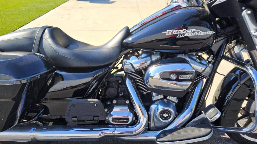 Street Glide®