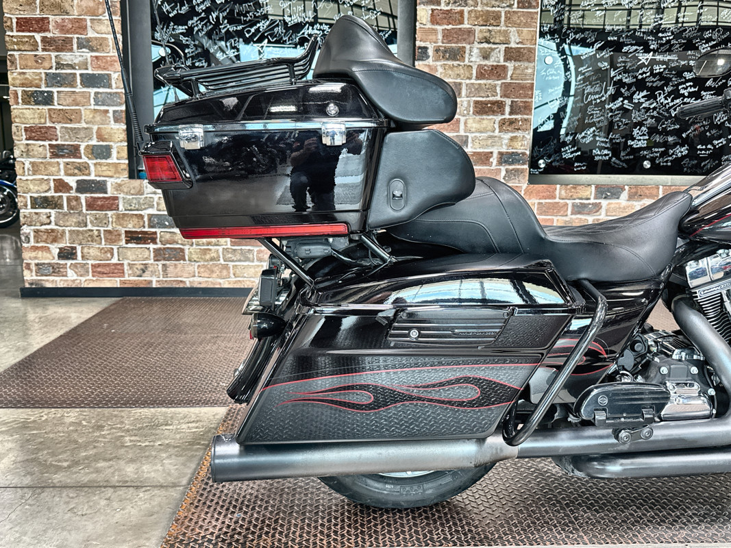 CVO® Ultra Classic® Electra Glide® 
