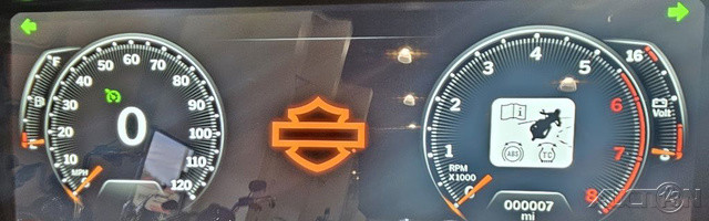 Street Glide®