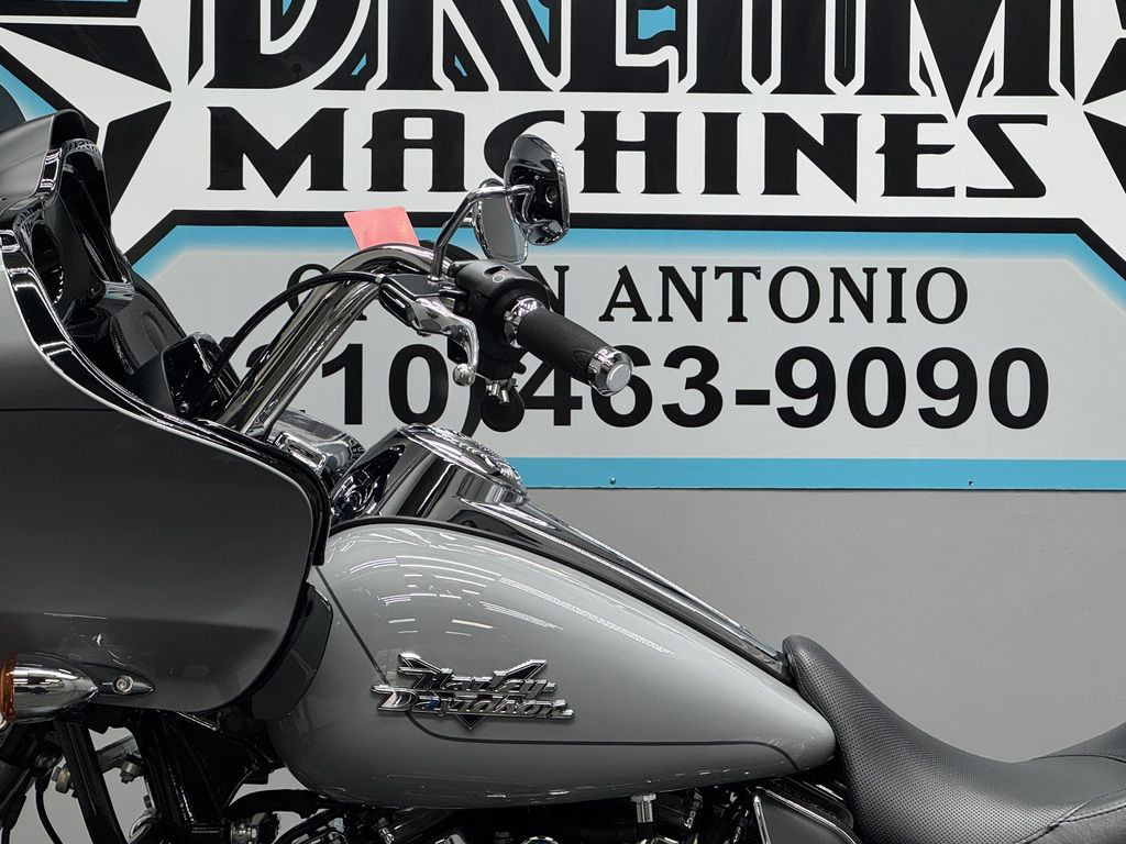 Road Glide® 3