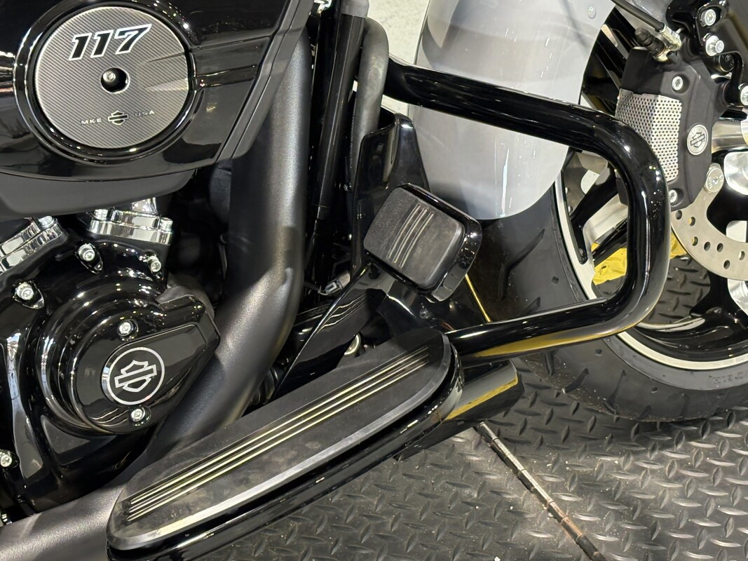 Street Glide®