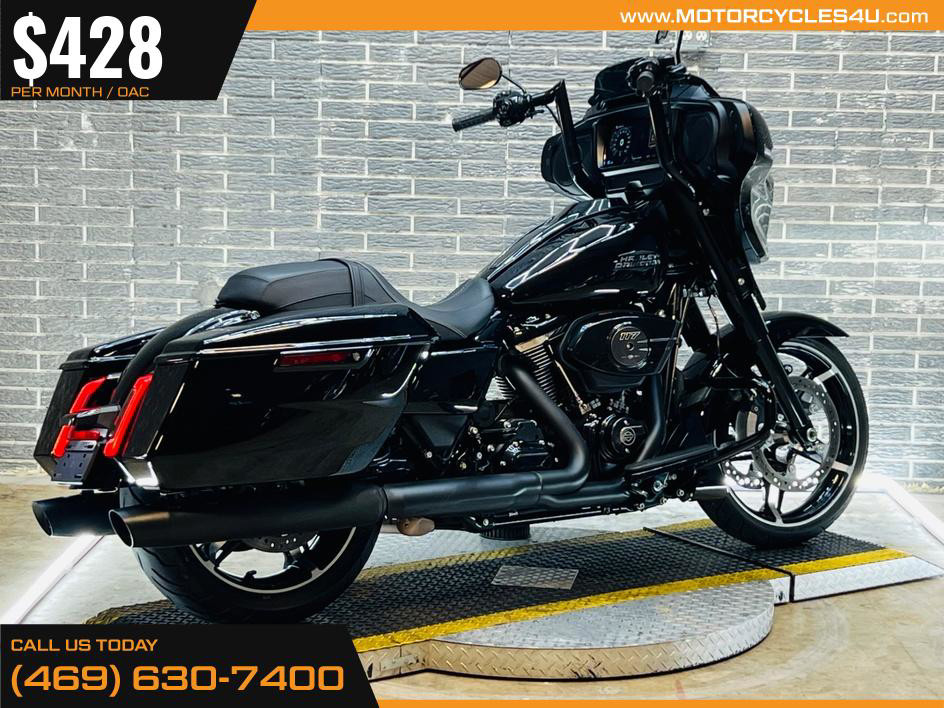 Street Glide®