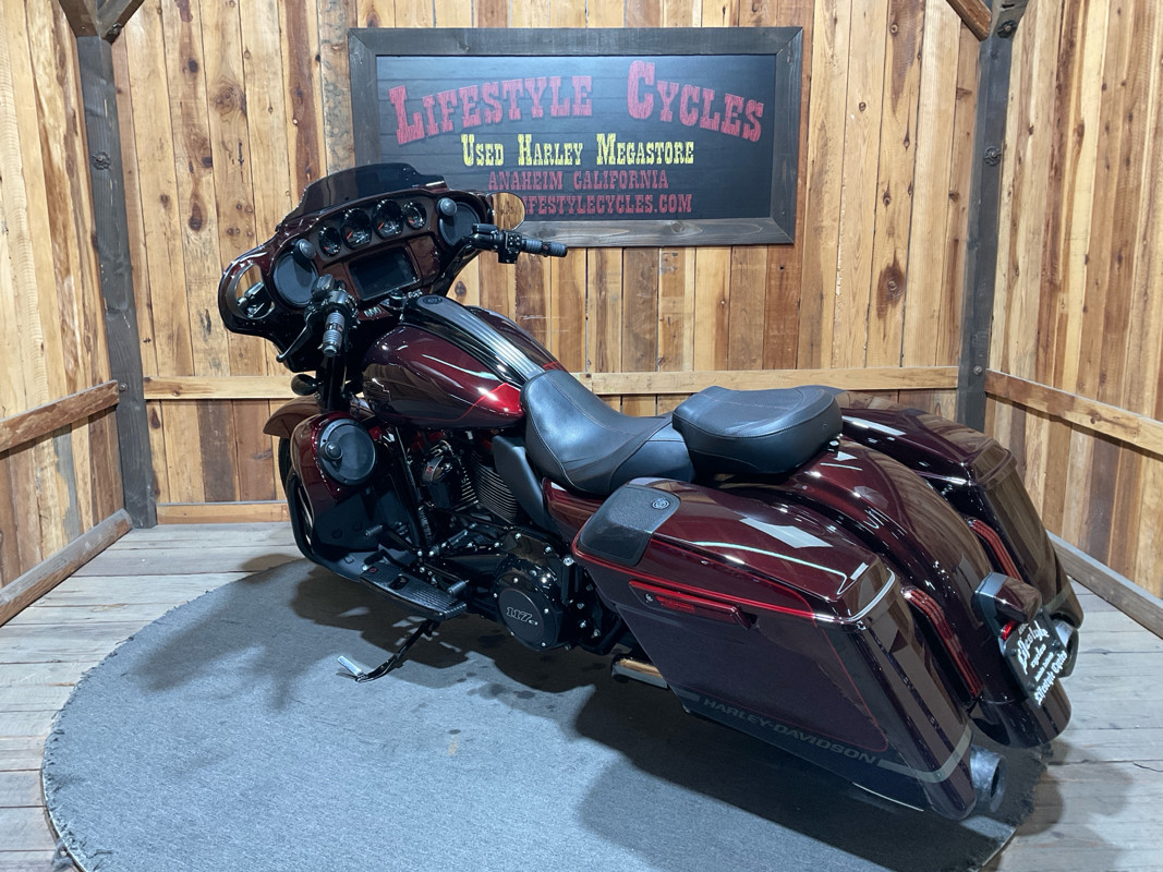 CVO® Street Glide®