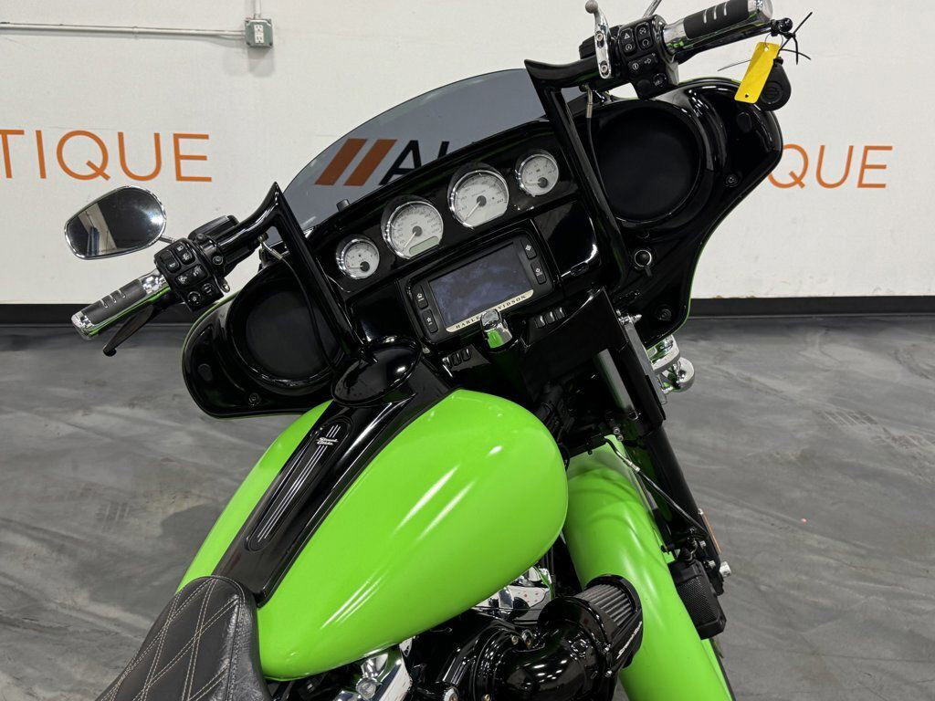 Street Glide® Special