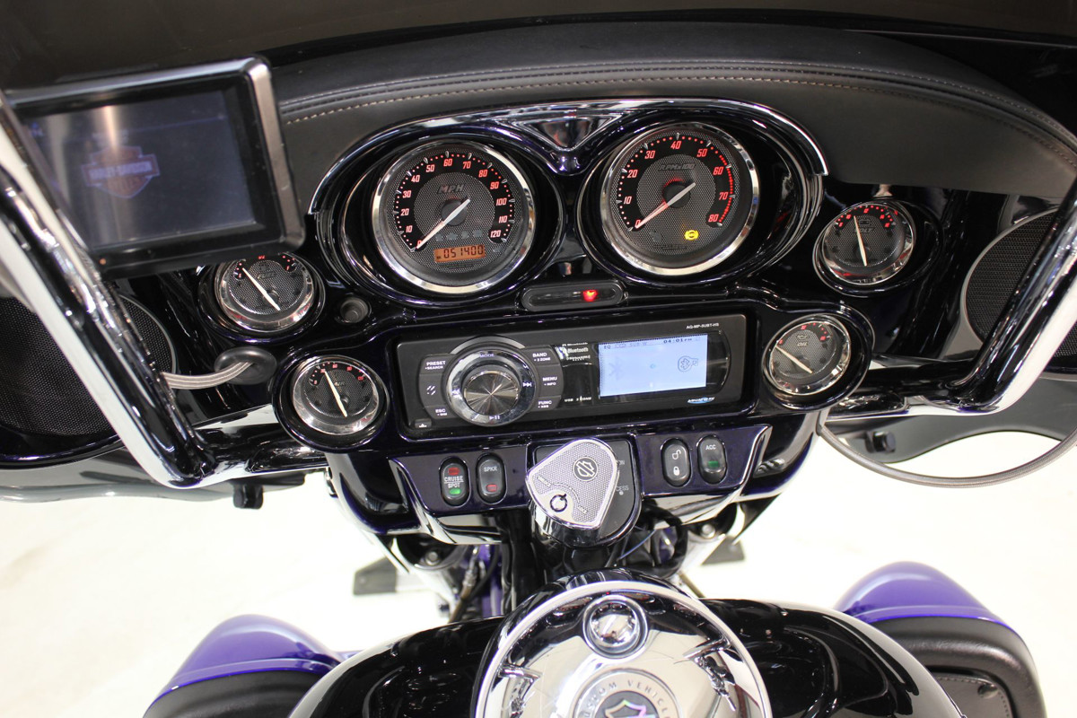 CVO® Ultra Classic Electra Glide®