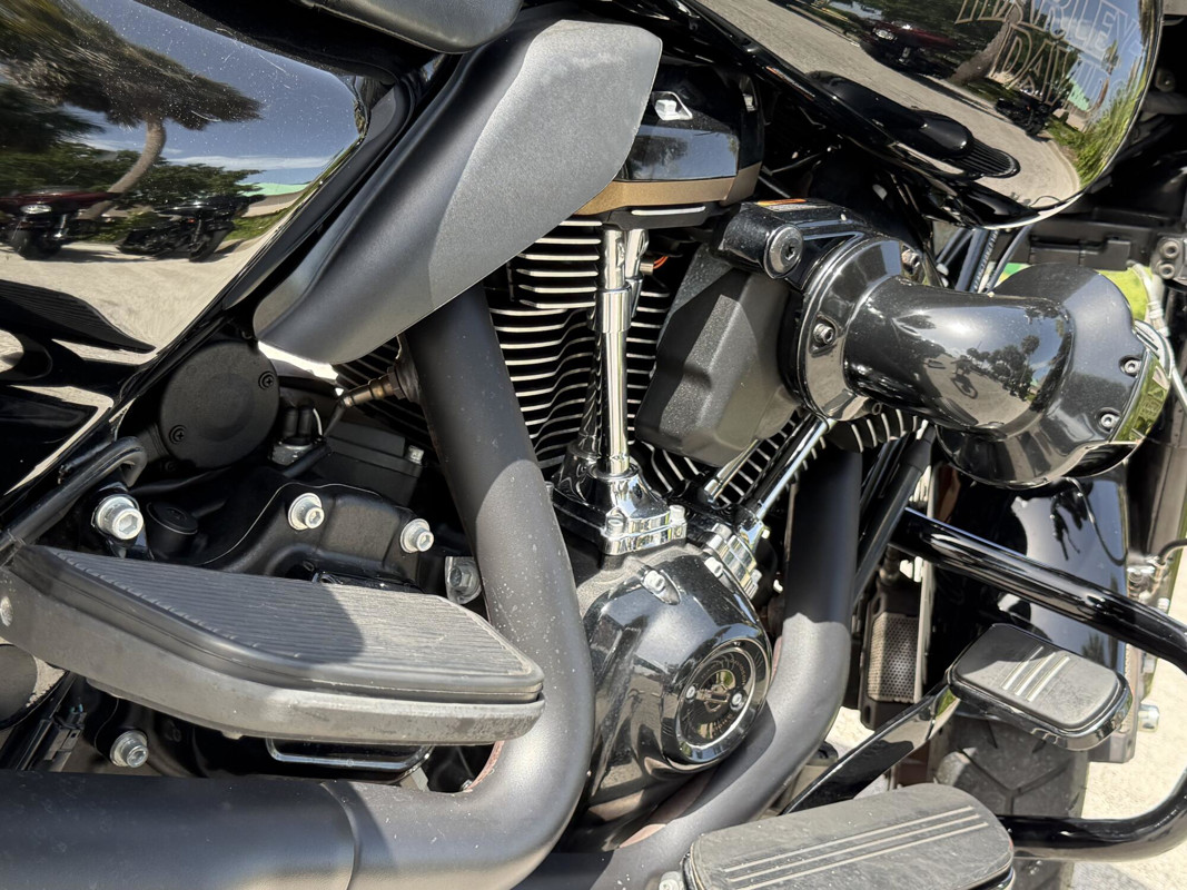 Street Glide® ST