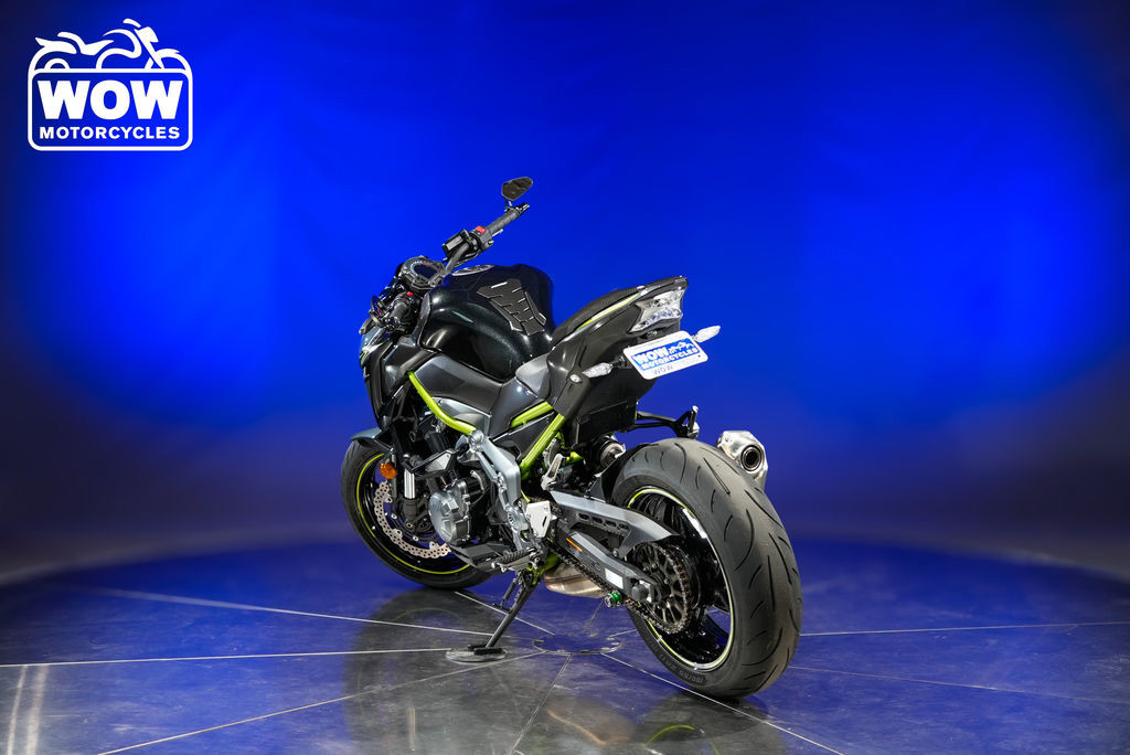 Z900