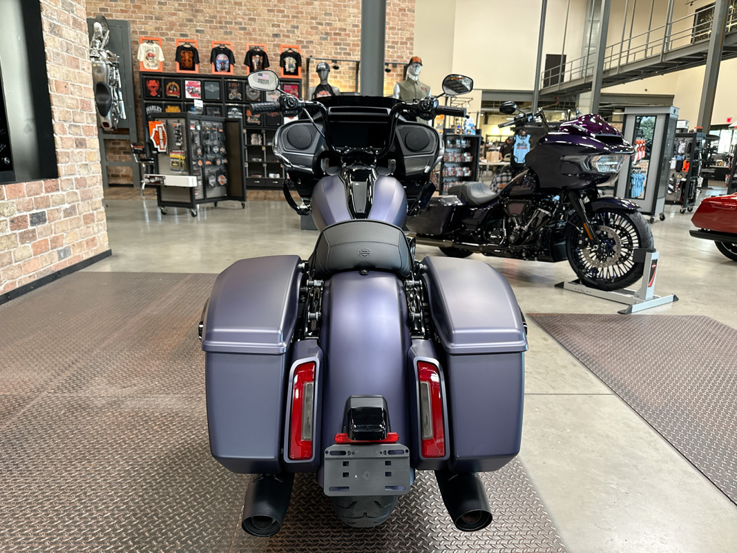Road Glide®