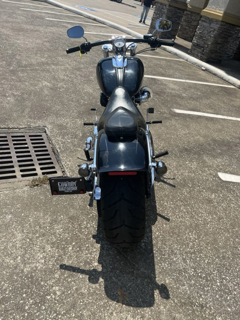 Softail® Breakout®