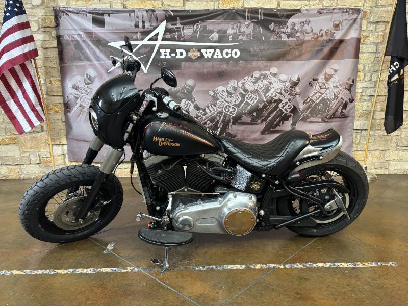 Softail® Cross Bones®