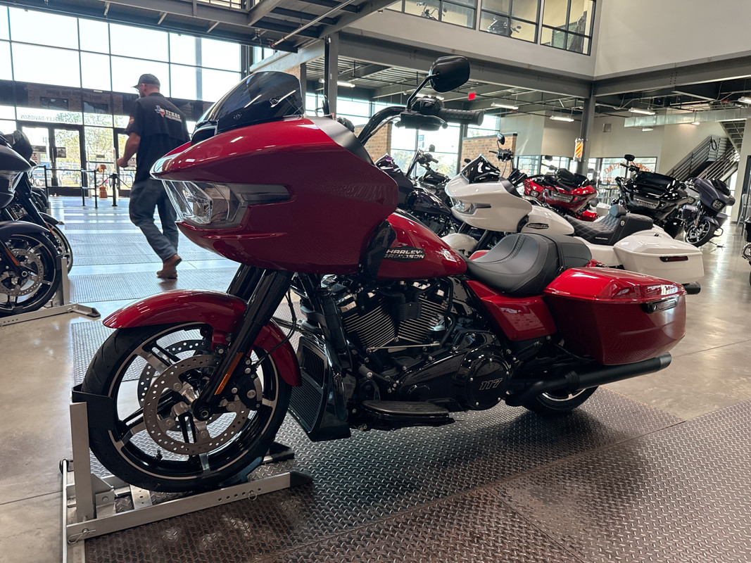 Road Glide®