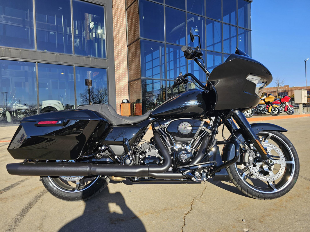 Road Glide®
