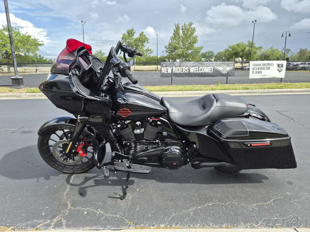 Road Glide® Special