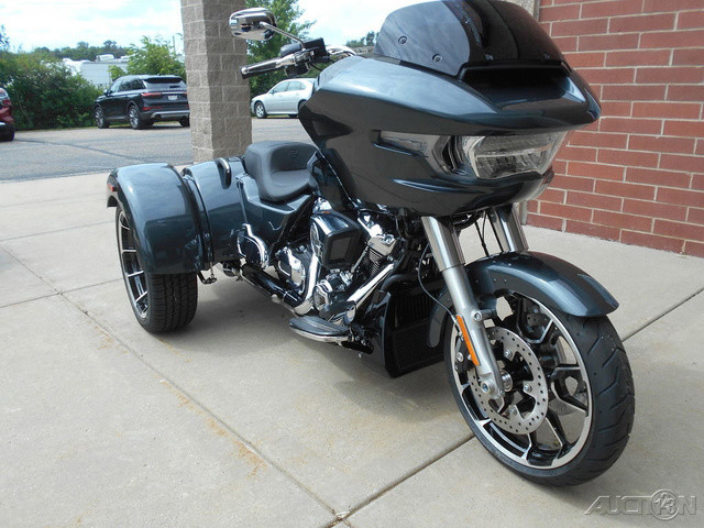 Road Glide® 3