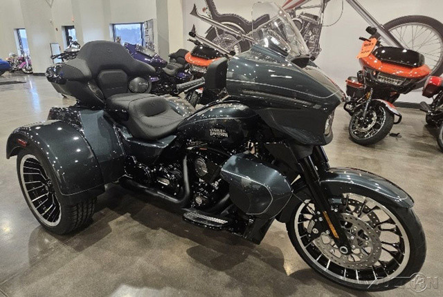 Street Glide® 3 Limited
