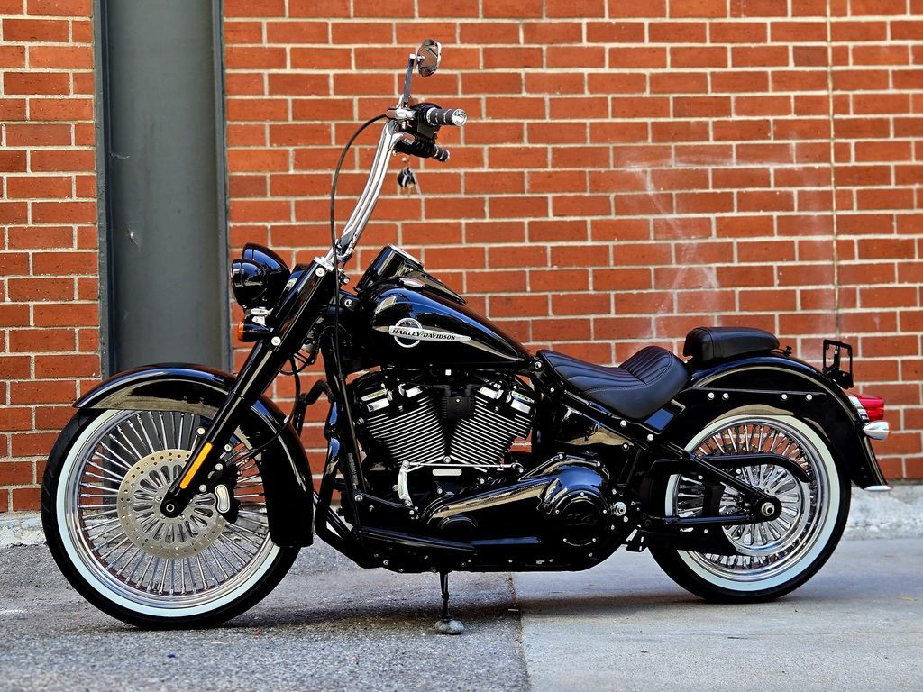 Softail® Heritage Classic 114