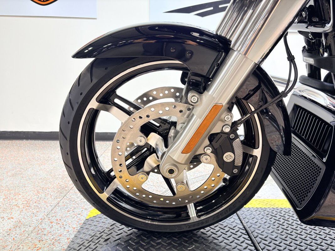 Road Glide®