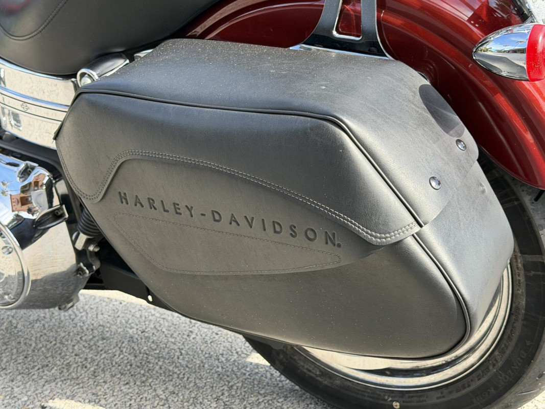 Dyna® Super Glide® Custom