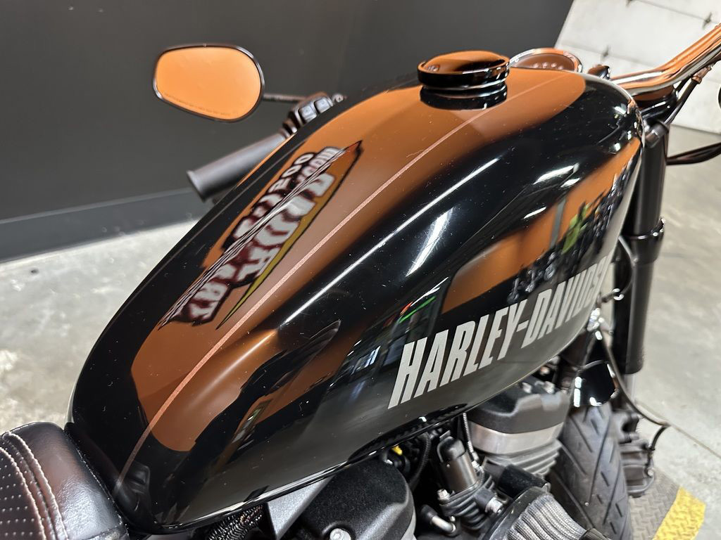 Sportster® Roadster®