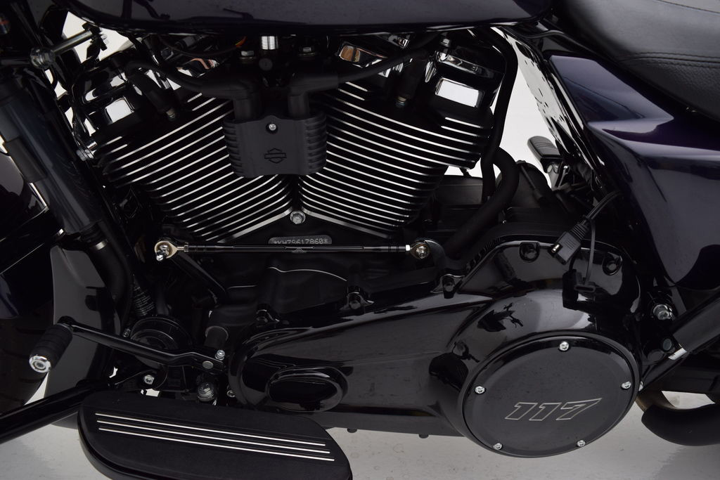 Road Glide®