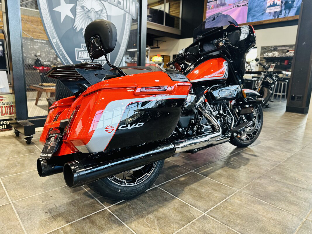 CVO® Street Glide®
