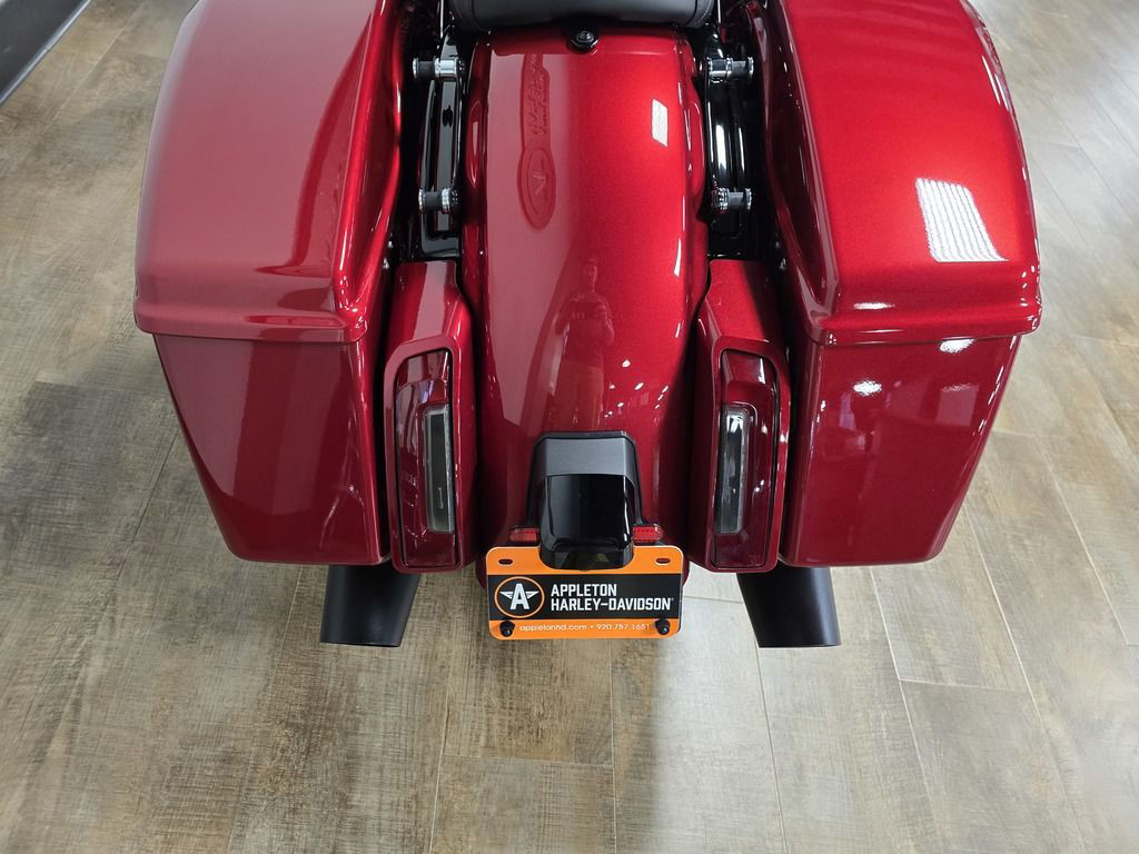 Road Glide®