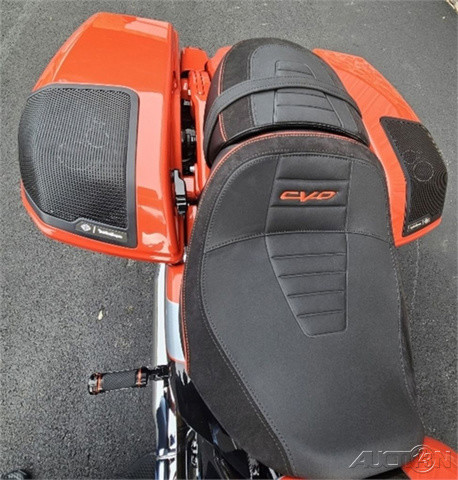 CVO® Road Glide®