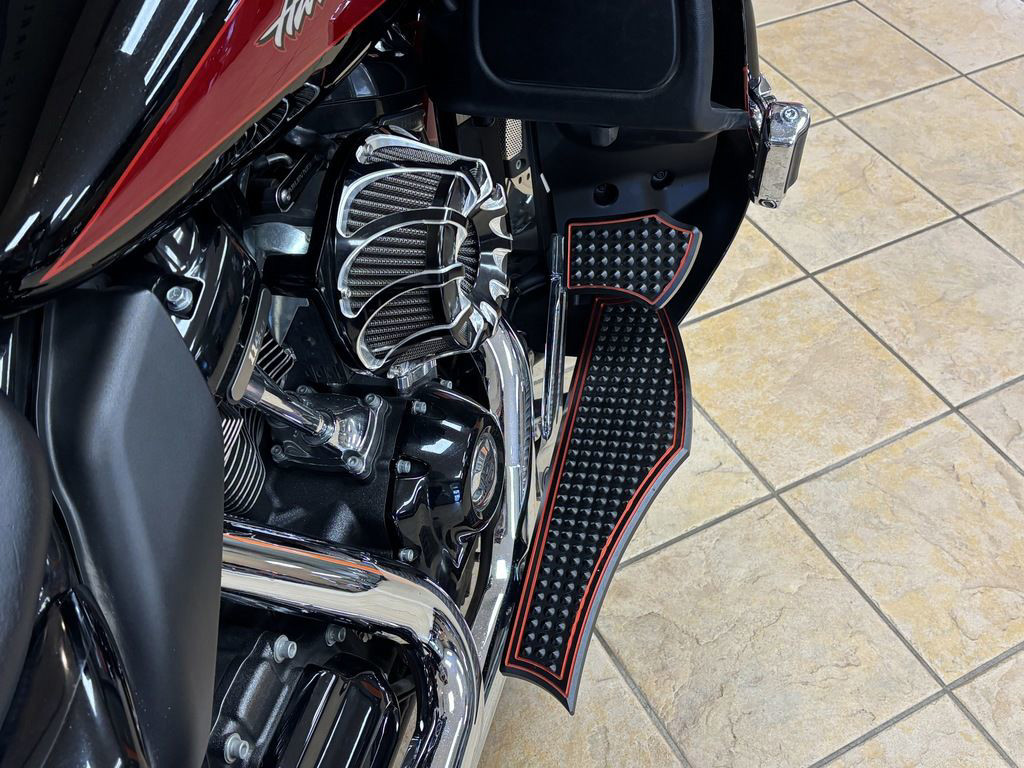 CVO® Street Glide®