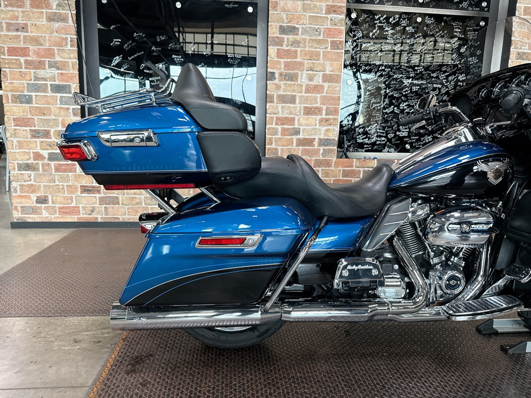 Electra Glide® Ultra® Limited 115th Anniversary