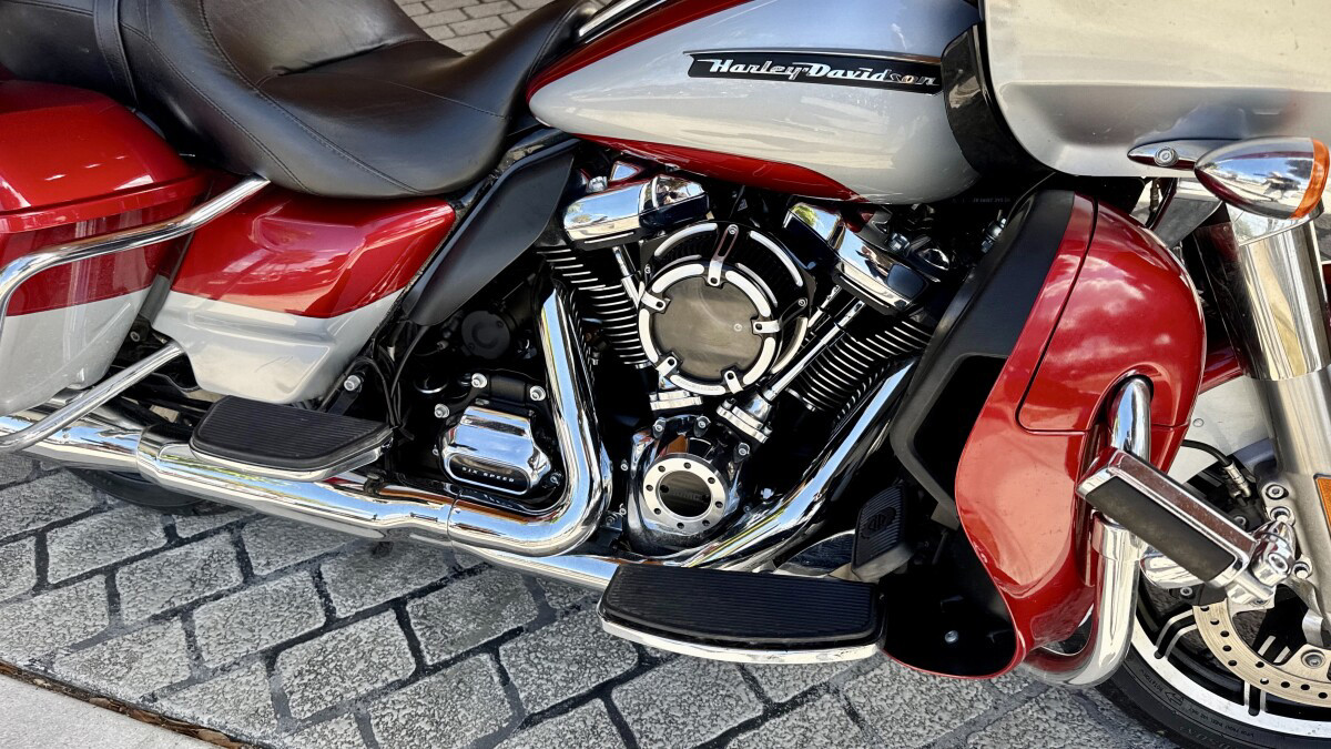Road Glide® Ultra
