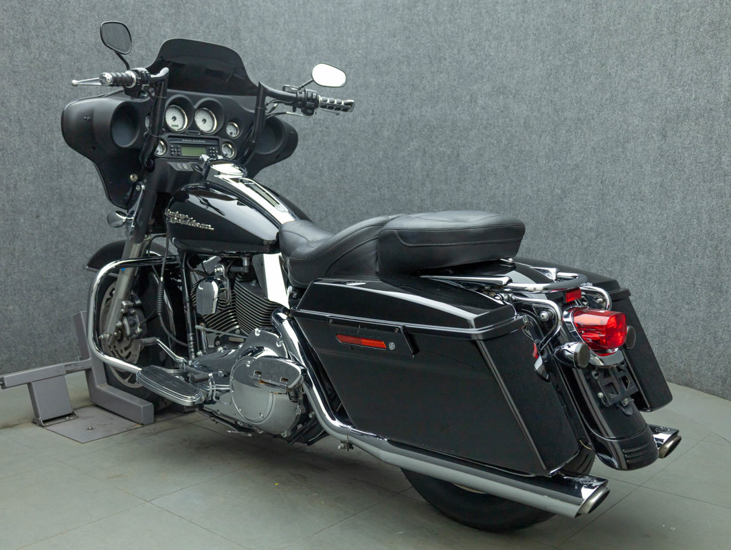 Street Glide®