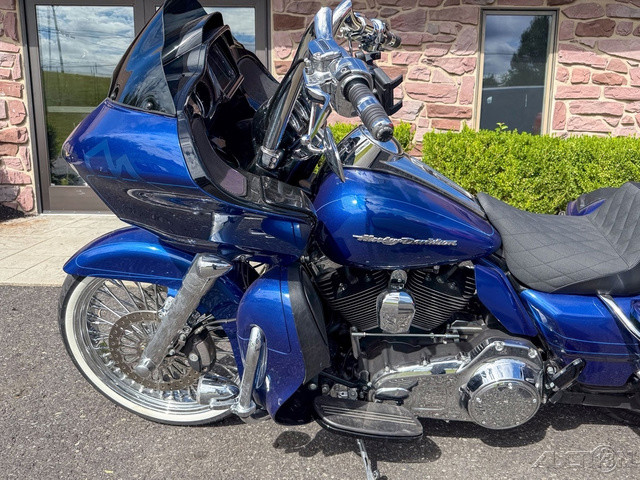 Road Glide® Custom