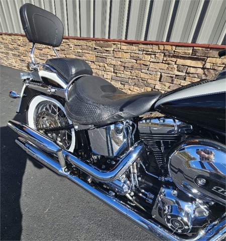 Softail® Deluxe