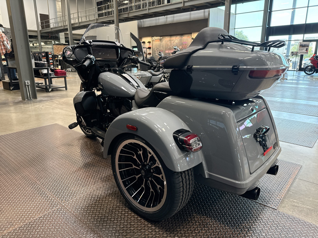 Street Glide® 3 Limited