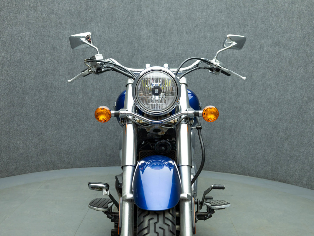 Vulcan 900 Classic 