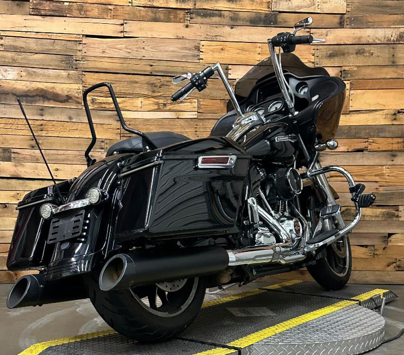 Road Glide®