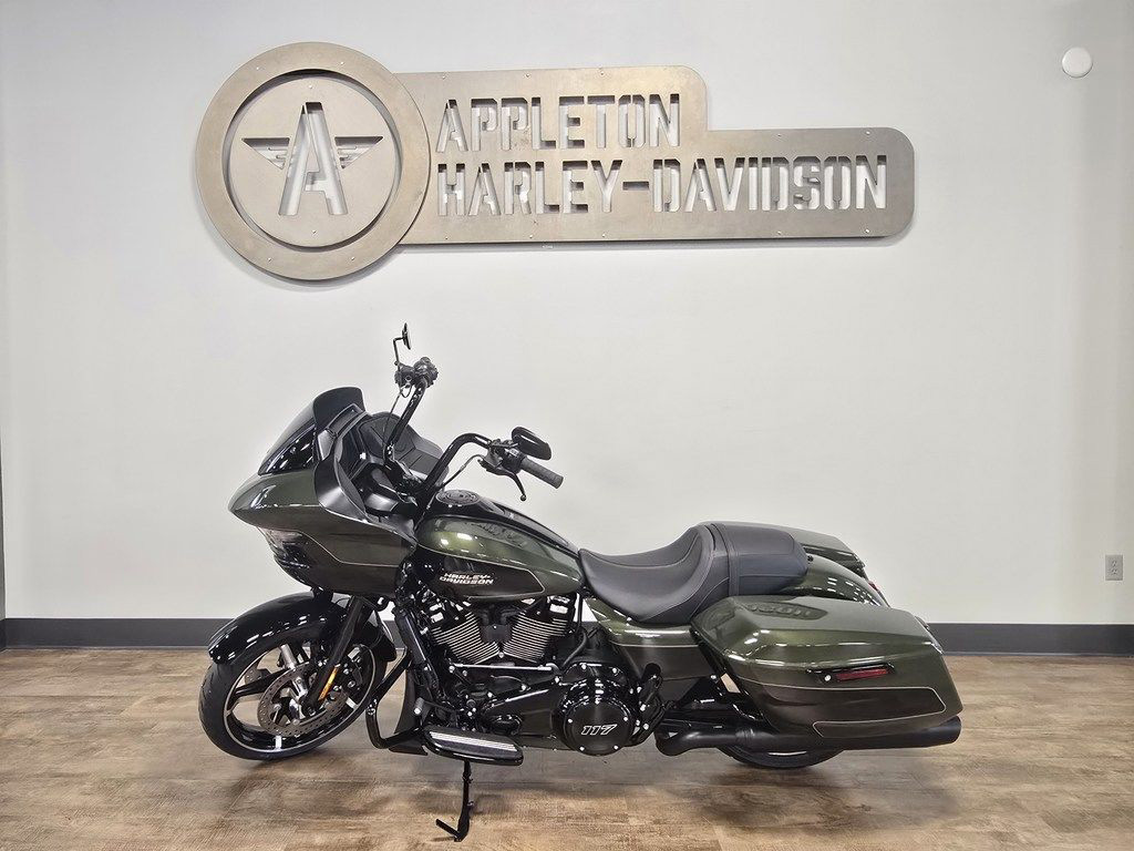 Road Glide®
