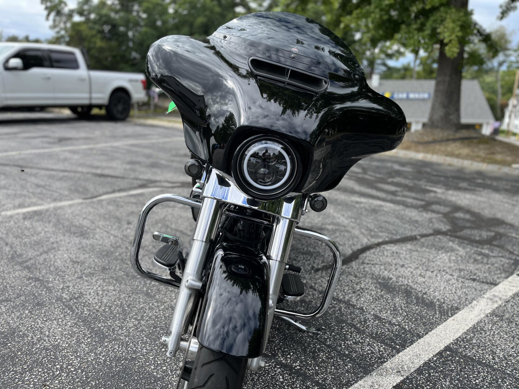 Street Glide®