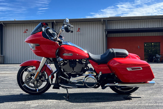 Road Glide®