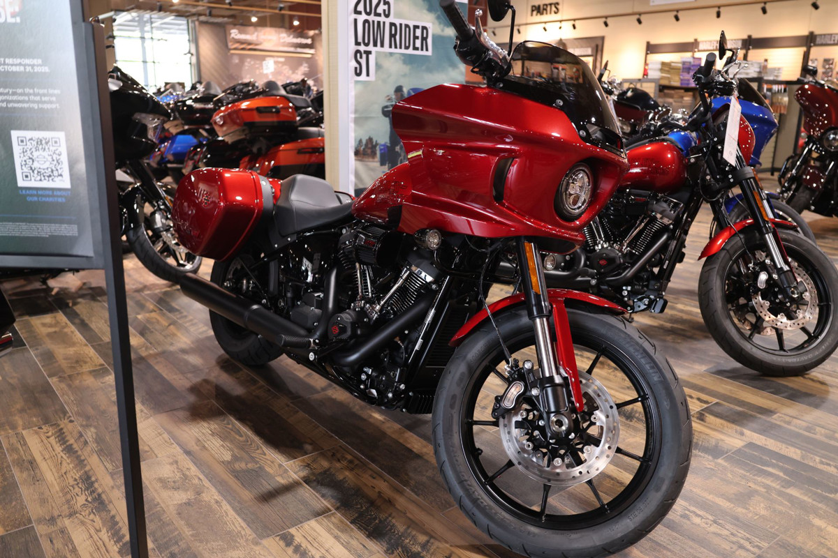 Low Rider® ST