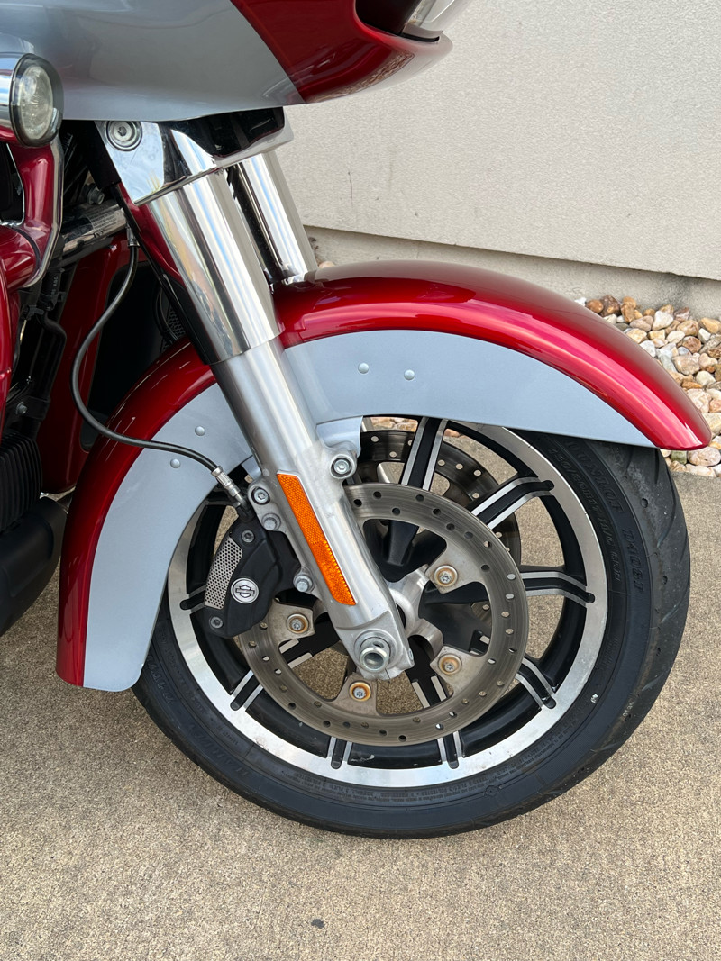 Road Glide® Ultra