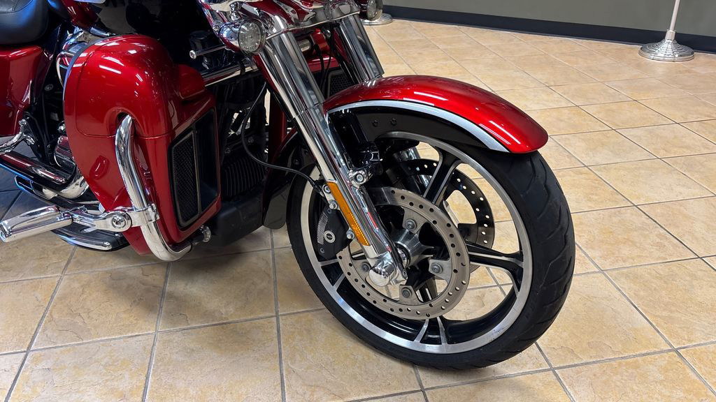CVO® Tri Glide® Ultra