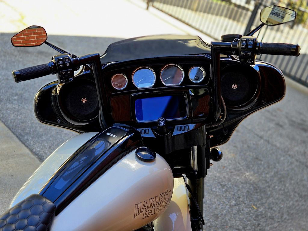 Street Glide® ST