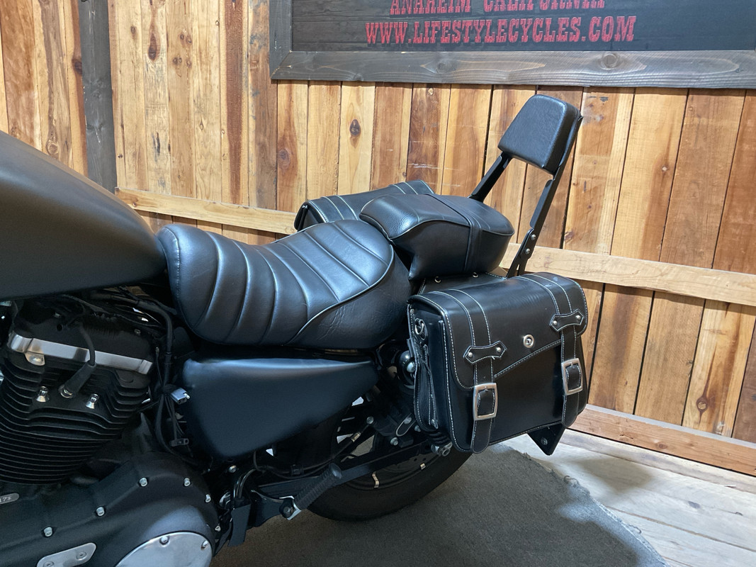 Iron 883®