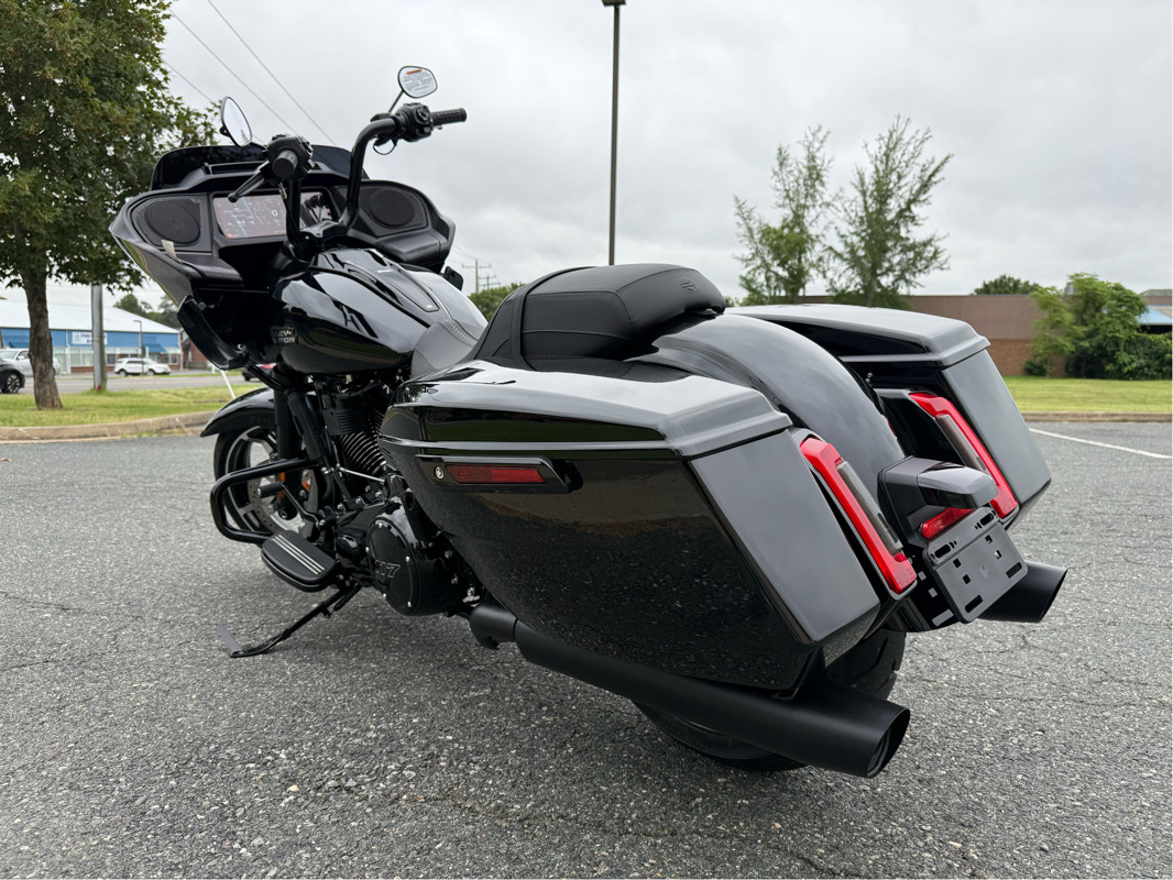 Road Glide®