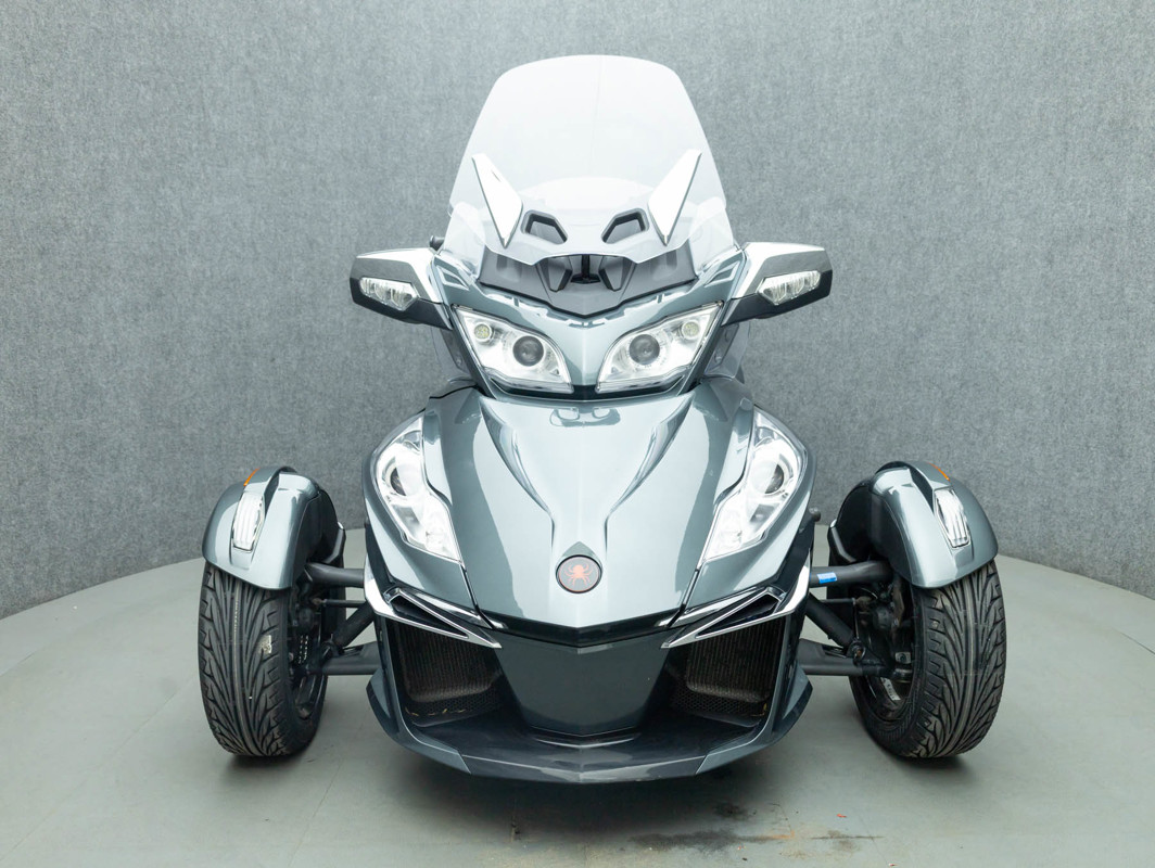Spyder RT Limited Chrome