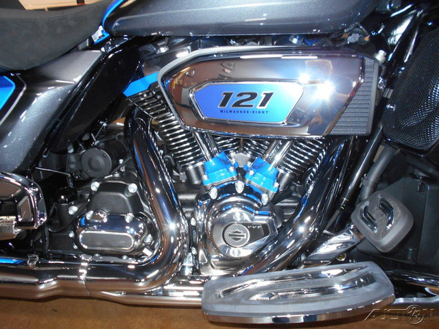 CVO® Street Glide® Limited