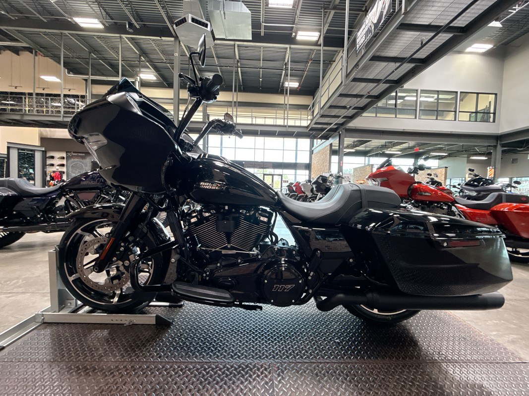 Road Glide®