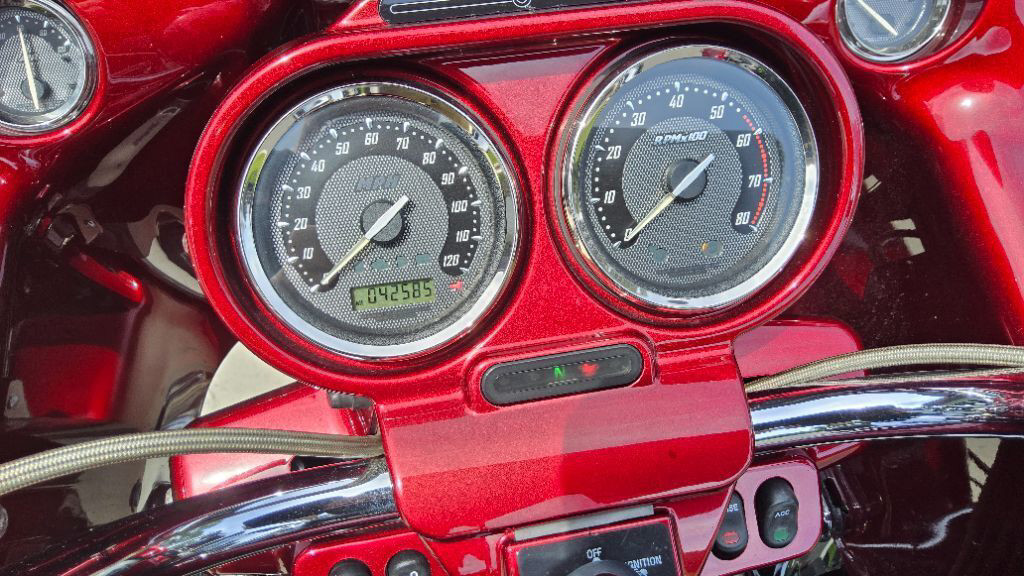 CVO™ Road Glide® Ultra