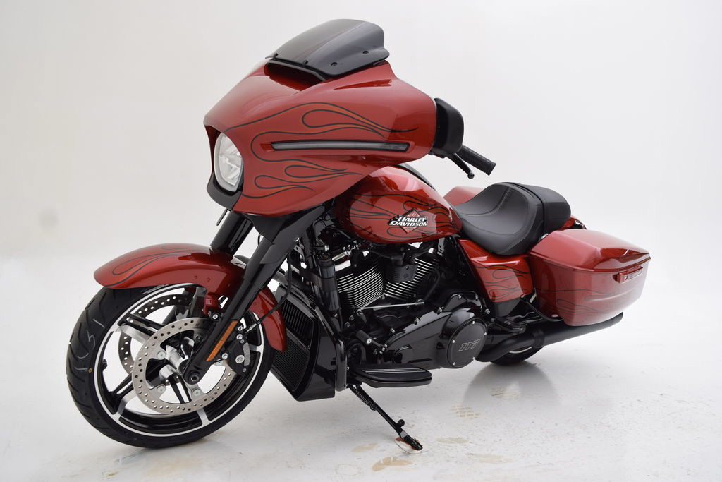 Street Glide®